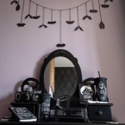 Décoration Gothique KILLSTAR 'colony Of Bats' 8 Décoration Gothique KILLSTAR 'colony Of Bats' -Vêtements Gothiques Boutique 243461170 537709247320540 282427456087192381 n 900