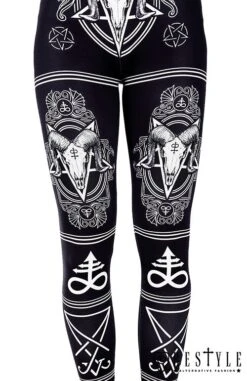 Leggings RESTYLE 'satanic Leggings' 10 Leggings RESTYLE 'satanic Leggings' -Vêtements Gothiques Boutique eng pl black gothic leggings with ram skull and pentagram satanic leggings 1732 2 900