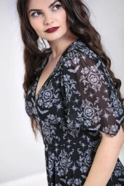 Robe Légère HELL BUNNY 'Lost Whispers' -Vêtements Gothiques Boutique hlb40189 lost whispers dress blk 03 900