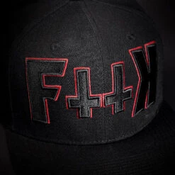 Casquette Snapback HYRAW 'Fuck' -Vêtements Gothiques Boutique hyraw casquette snapback fk 3 900