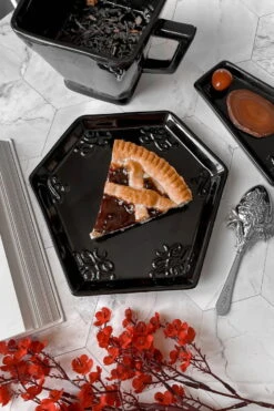 Assiette Gothique KILLSTAR 'Kitsu'