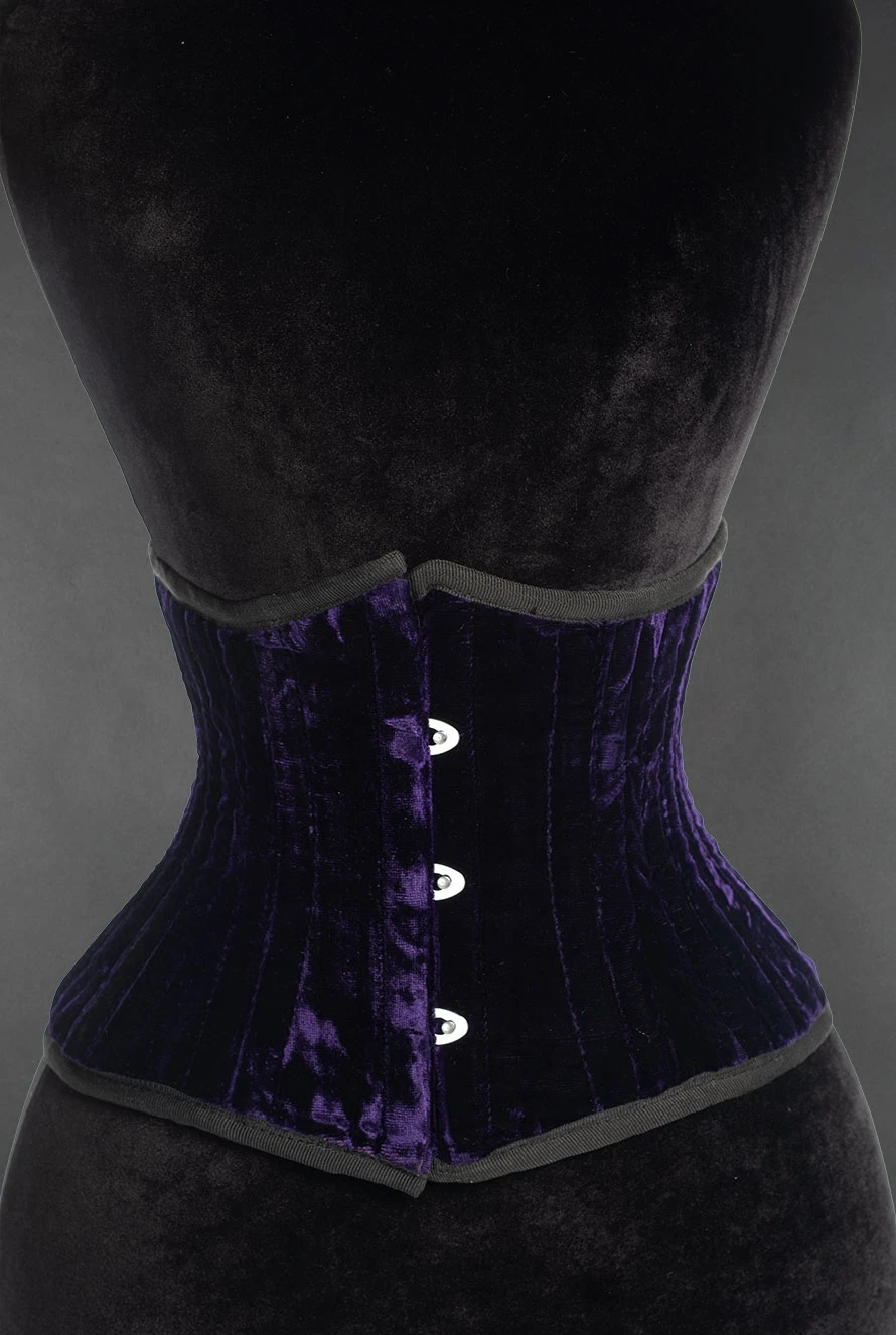 Serre-taille Gothique En Velours Violet 3 Serre-taille Gothique En Velours Violet